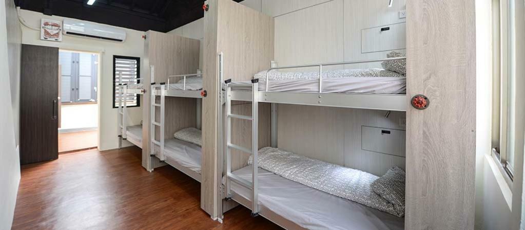 Rest Backpacker Hostel Tajnan Kültér fotó